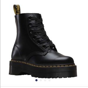 Doc Marten Molly Boots Dr. Martens